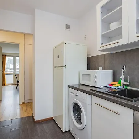 Shortstaypoland Bonifraterska 아파트 *